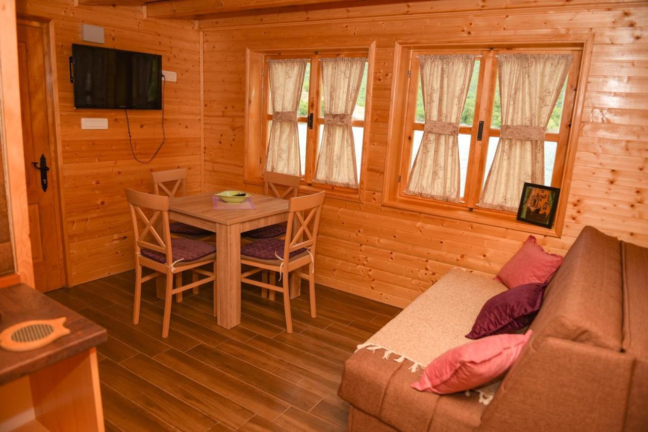 Apartmani Kod Draskovica Nikšić Buitenkant foto