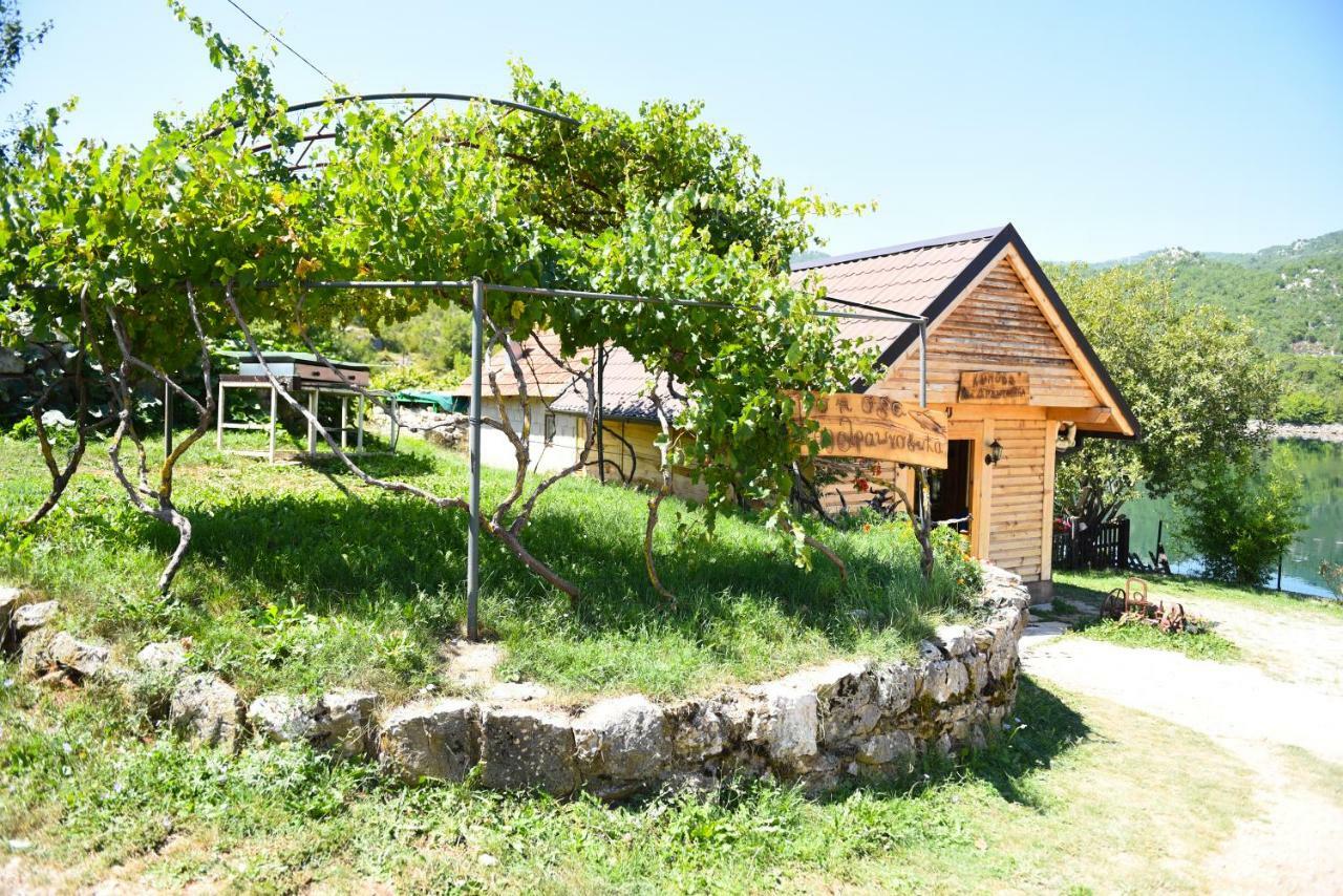 Apartmani Kod Draskovica Nikšić Buitenkant foto